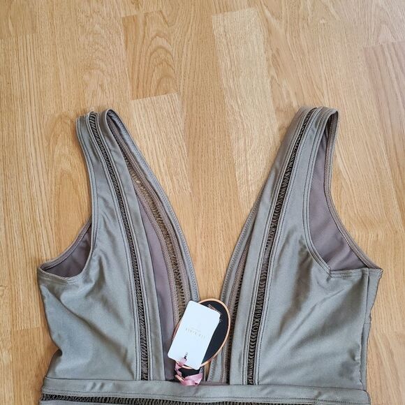 Ted Baker London Plunge One Piece Swimsuit - NEW - Picture 9 of 15